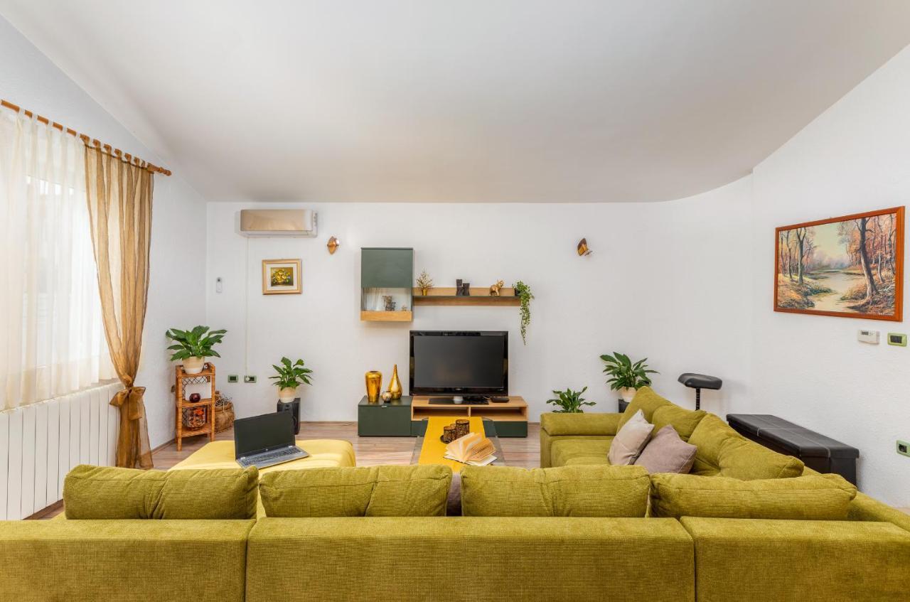 Villa Ostone Πούλα Εξωτερικό φωτογραφία